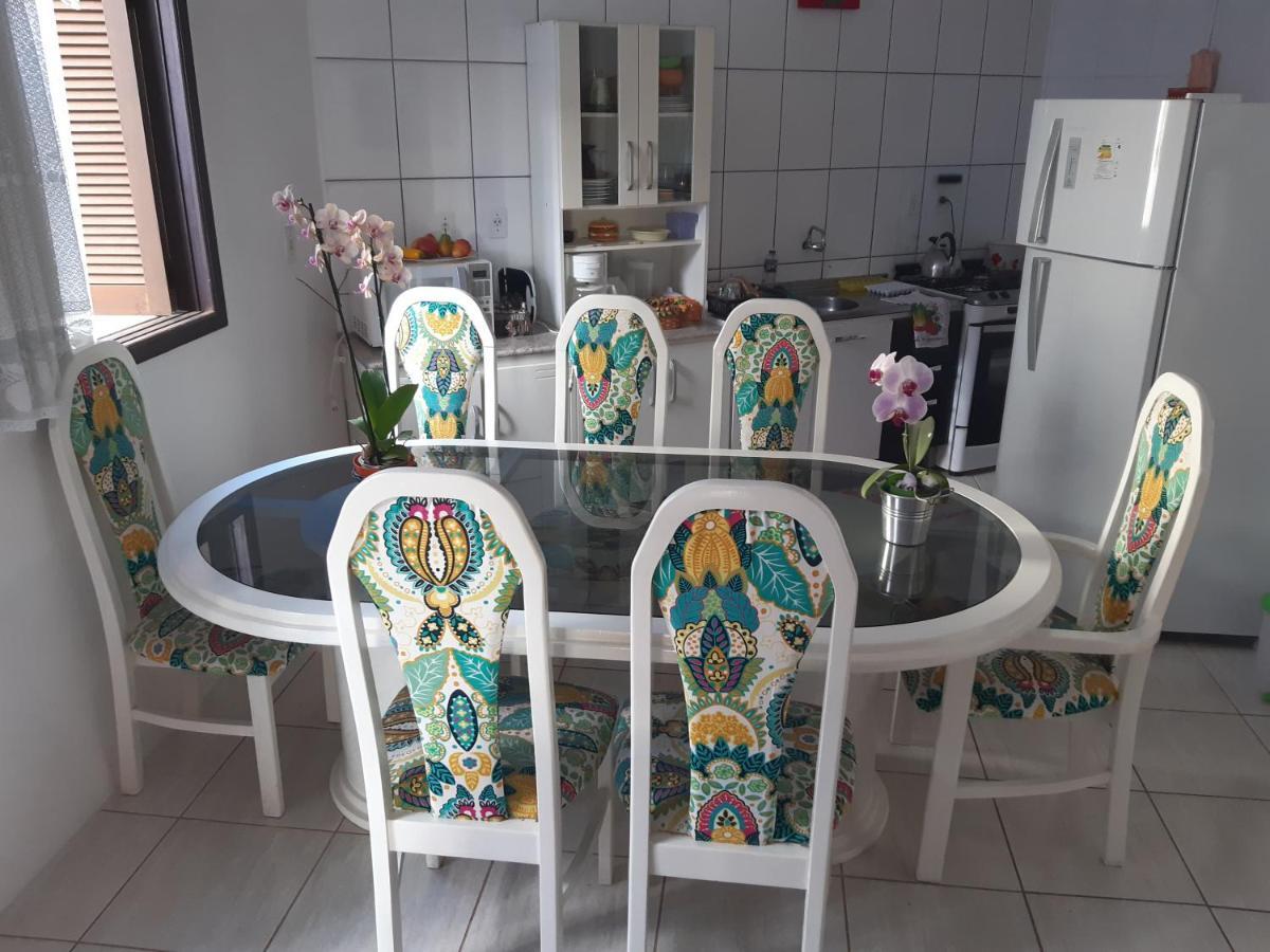 Cozinha Equipada Em Apartamento Para Alugar Em Torres Rs Extérieur photo